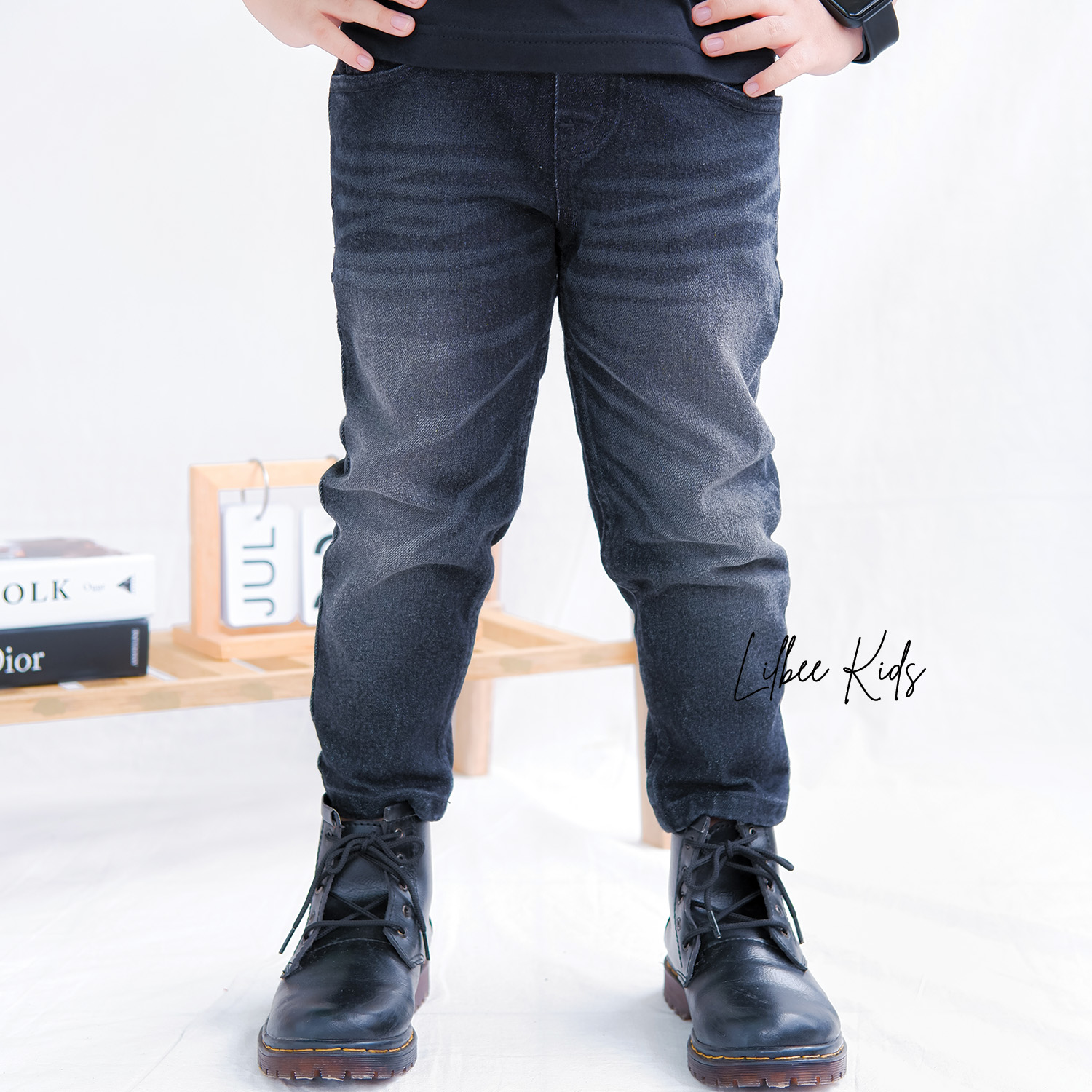 Celana Jeans Panjang Anak Laki Laki Soft Denim Hitam Stretch Keren LCD 003 - 1 cover Celana Jeans Panjang Anak Laki Laki Soft Denim Hitam Stretch Keren CD 003 - Image 1